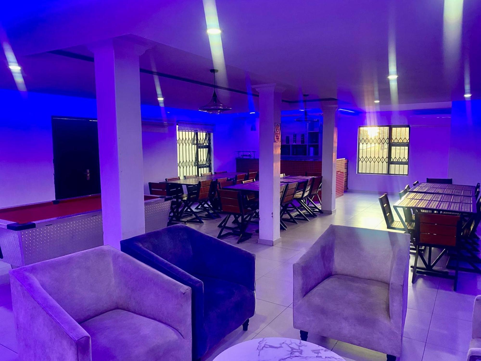 Hotel El Infinito كمبتون بارك المظهر الخارجي الصورة