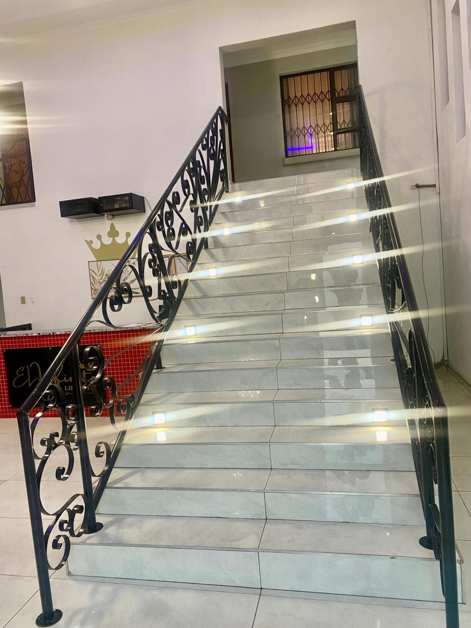 Hotel El Infinito كمبتون بارك المظهر الخارجي الصورة